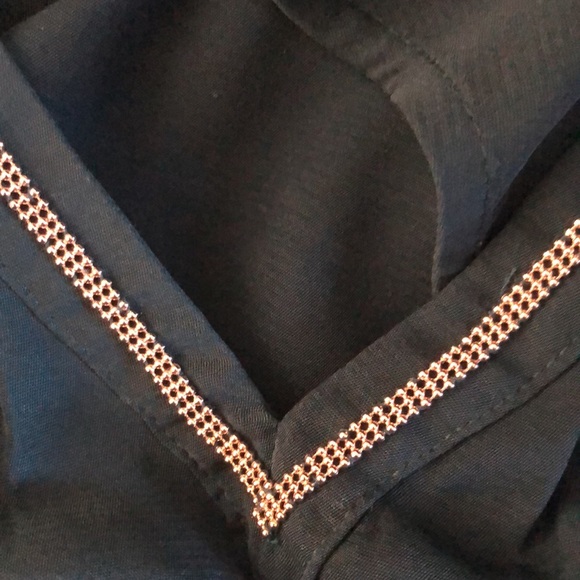 H&M Conscious | Dark green V-neck sleeveless tank top blouse gold trim - Picture 5 of 12